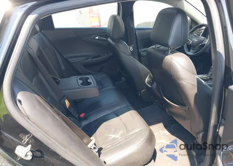 2017 Chevrolet Malibu Premier z USA, uszkodzony, nr VIN 1G1ZH5SX0HF110247